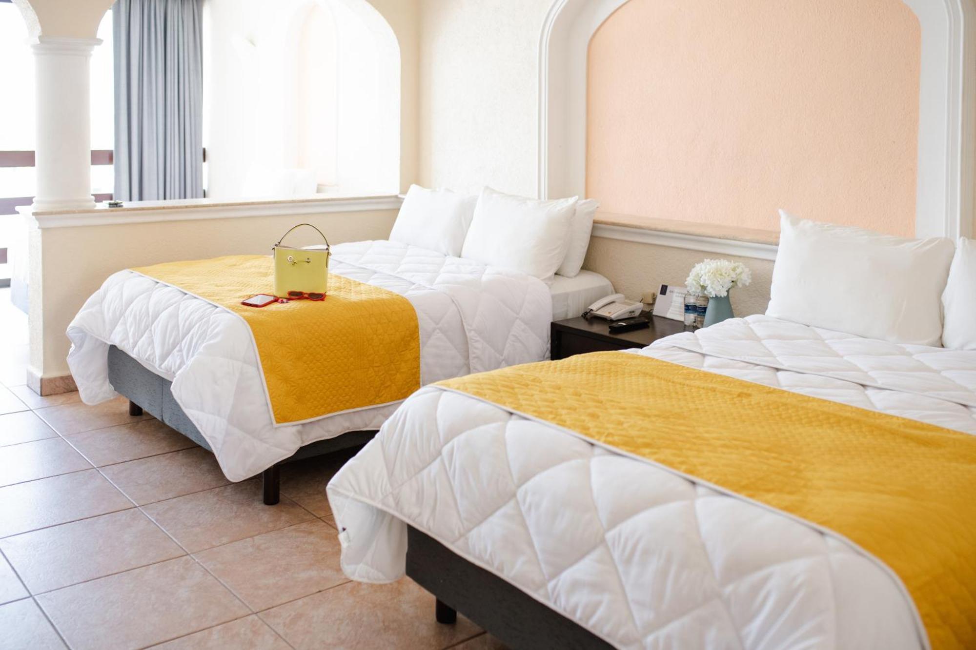 Hotel Los Aluxes メリダ エクステリア 写真